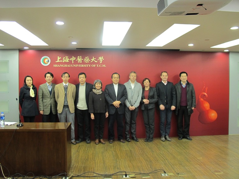 第一届中法药学论坛在色情动漫