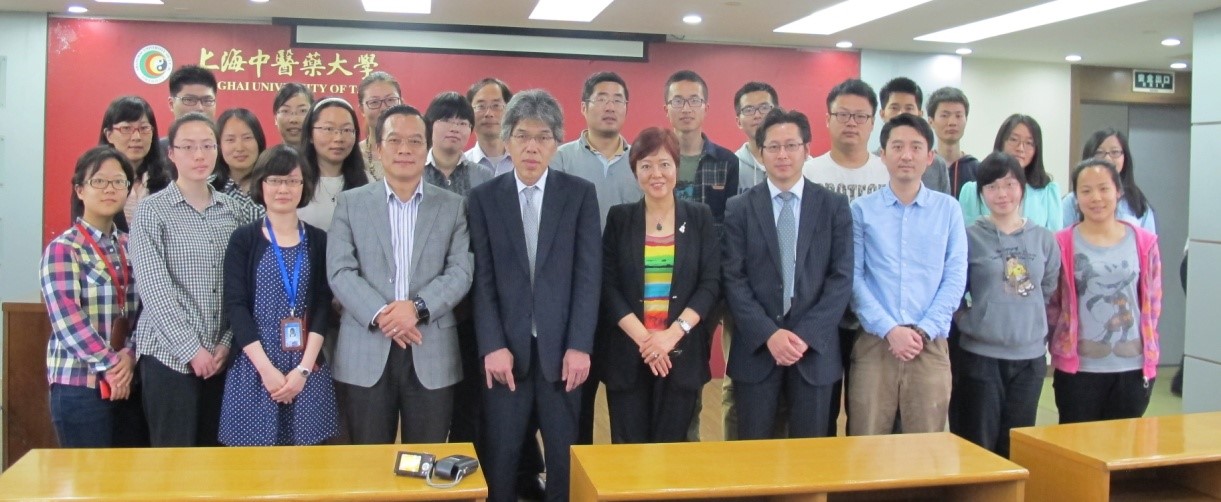 香港浸会大学李敏教授、日本富山大学柴原直利教授来色情动漫