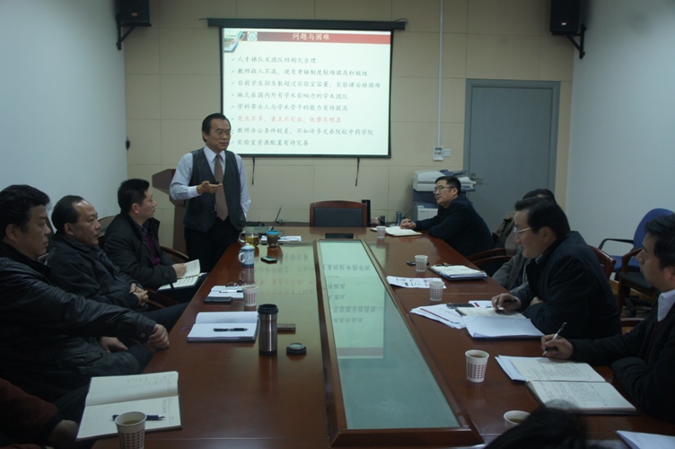 徐建光校长等来色情动漫